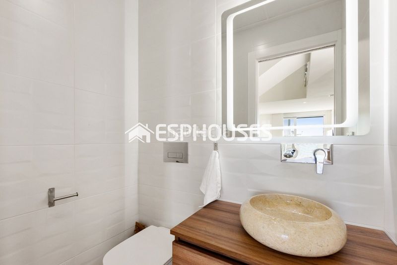 Foto d67d4301-ae94-4468-975a-7a83c899f4c8. Chalet with pool in Rojales hills - rosa bungalows Rojales