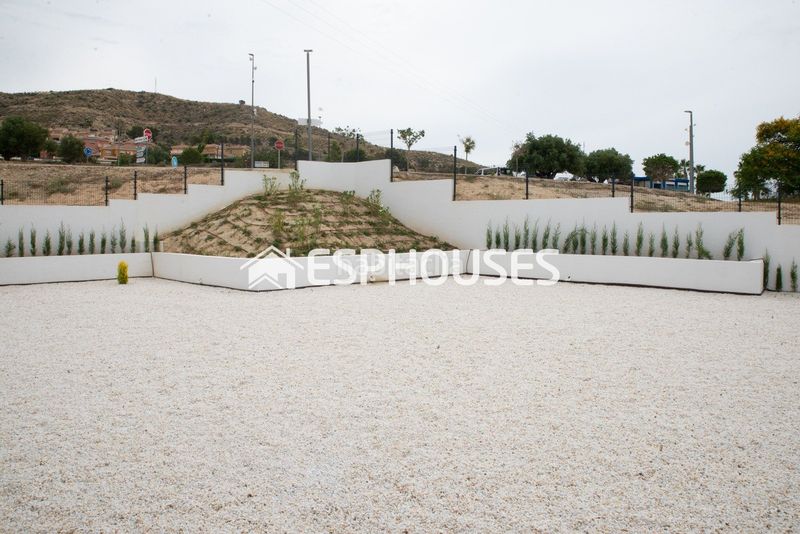 Foto 24b7fc64-cb99-4c5a-92c8-d16e30e47eb1. Xalet amb piscina a Busot