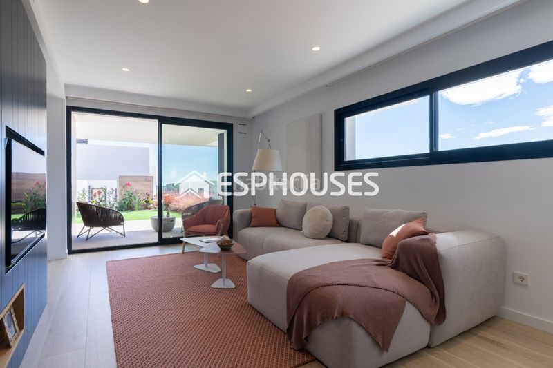 Foto d9084b25-bf7a-4ae1-81c1-7d9d881a9399. Duplex with pool in Cumbre del Sol Poble Nou de Benitatxell (el)