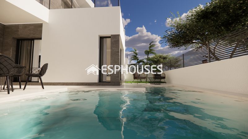 Foto 4abc47e3-47fc-435c-8e47-7a1345698925. Casa adossada amb piscina a Dolores