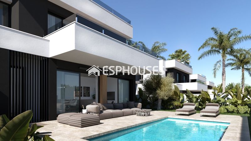 Foto c1bb62fc-6c61-45ba-9536-46b58e56b4ad. Chalet with pool in Centro de la Ciudad Quesada Rojales