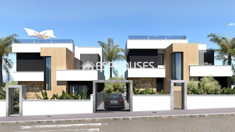 Foto d16308b4-7157-4c11-b16a-6fa0d4254a96. Chalet with pool in Centro de la Ciudad Quesada Rojales