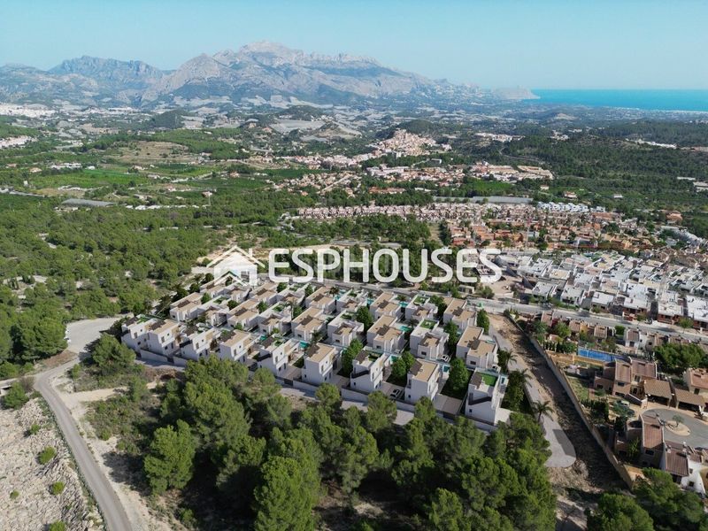 Foto e66d205e-84bb-43f5-84c5-18d6ab18b98a. Xalet amb piscina a Casco urbano Polop
