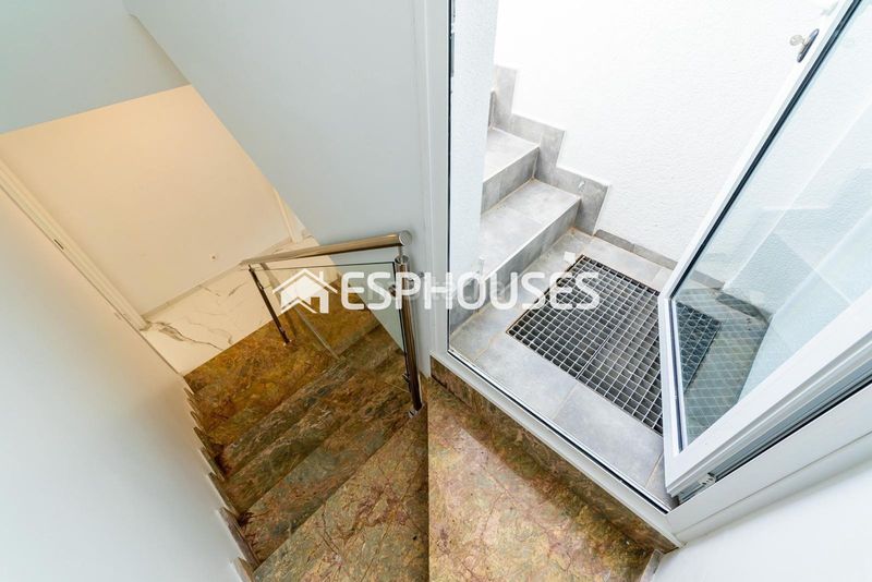 Foto d8315e13-35ed-4336-9969-6ad08be8fb6b. Chalet with pool in Los Almendros Orihuela
