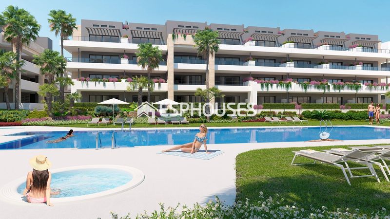 Foto 4b47f10f-104b-4415-92e6-011e06b1c9da. Planta baixa amb piscina a Playa Flamenca Orihuela