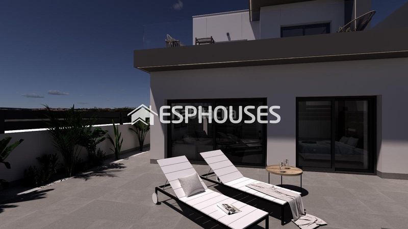 Foto 1ef97743-cc1a-4ac4-adbe-e1c850edfcec. Chalet villa de obra nueva con piscina privada, solárium y sótano en Benijófar