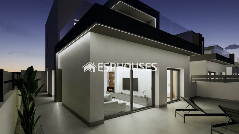 Foto e4425abd-24d9-4328-86d7-8a9e17b6668f. Chalet villa de obra nueva con piscina privada, solárium y sótano en Benijófar