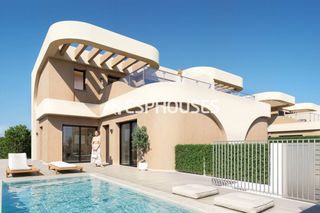 Casa a Daya Nueva. Chalet adosado en daya nueva