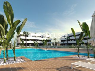 Àtic a El Raso. Residencia turística en el raso con vistas a la laguna de torrev
