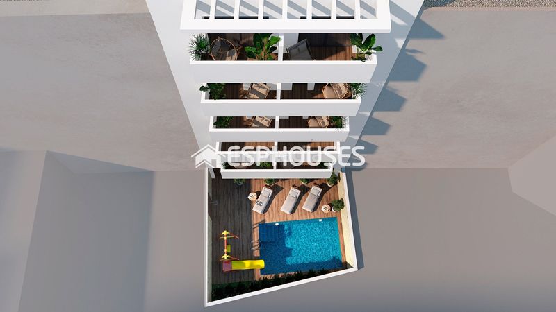 Foto fbee912e-5214-4e21-8a49-7743ddef17aa. Planta baixa amb piscina a Centro - Muelle Pesquero Torrevieja