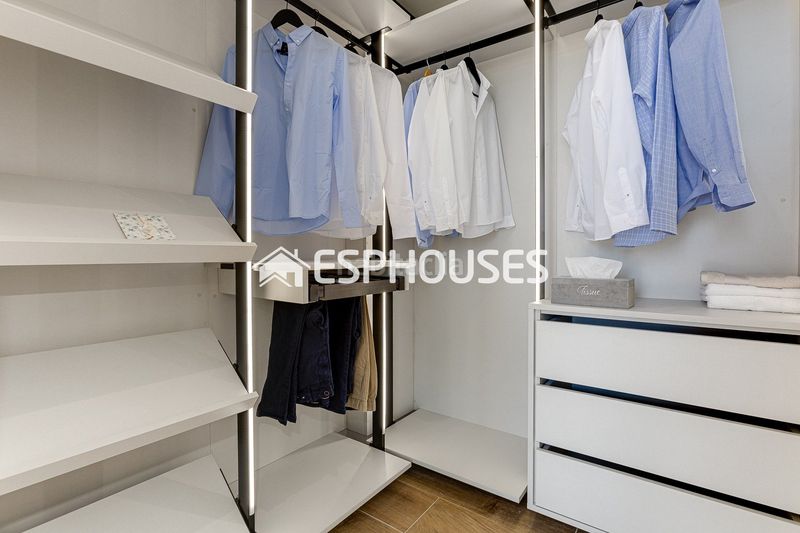 Foto ae6a5adb-c811-48c9-9eb4-47fa1e16b5c6. Chalet with pool in Golf Bahía Finestrat