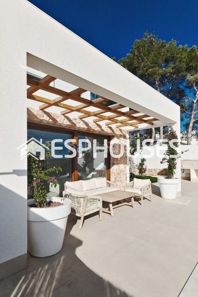 Foto 395f2d75-f1dd-41f9-ac82-bc5498775123. Xalet amb piscina a Lomas de Cabo Roig - Los Dolses Orihuela