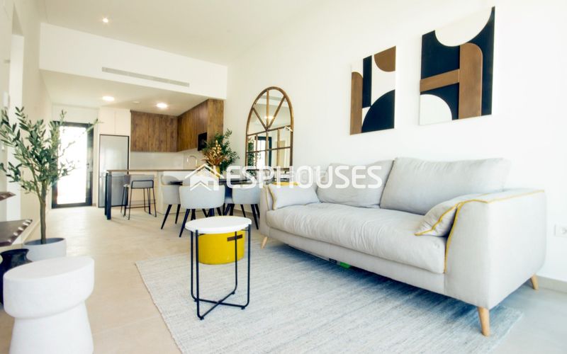 Foto 08f60b6d-775d-45dd-86ec-3b0aae7e722a. Casa amb piscina a San Fulgencio