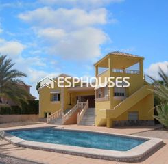 Xalet a Molins - Campanete - San Bartolomé. Chalet de lujo en veneziola, la manga
