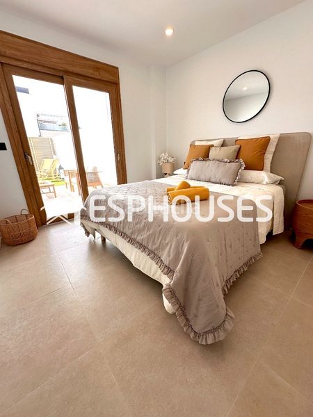 Foto 5f3b86c5-308d-4edb-b753-b5990972a8d1. Ático apartamentos nuevos , a poca distancia del centro en San Pedro del Pinatar