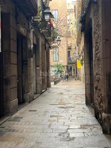 Foto 4bcb80ac-515e-4e17-8a3f-014ec3682b71. Local commercial dans Gòtic Barcelona