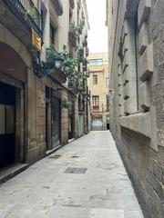 Business premise in Gòtic. Local emblemático en venta!!