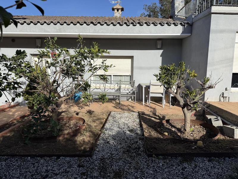 Foto c8dd799a-cd9d-4a21-8cb2-e971f544f974. Maison avec parking piscine dans Sant Fost de Campsentelles