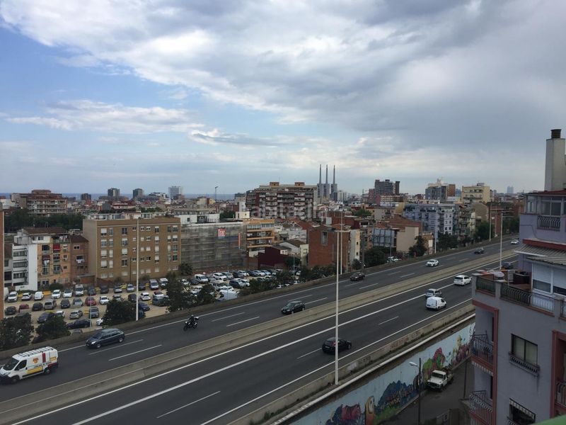 Foto 8c9cbd13-0e6c-4287-a3de-e4223f211560. Pis a Sant Crist Badalona