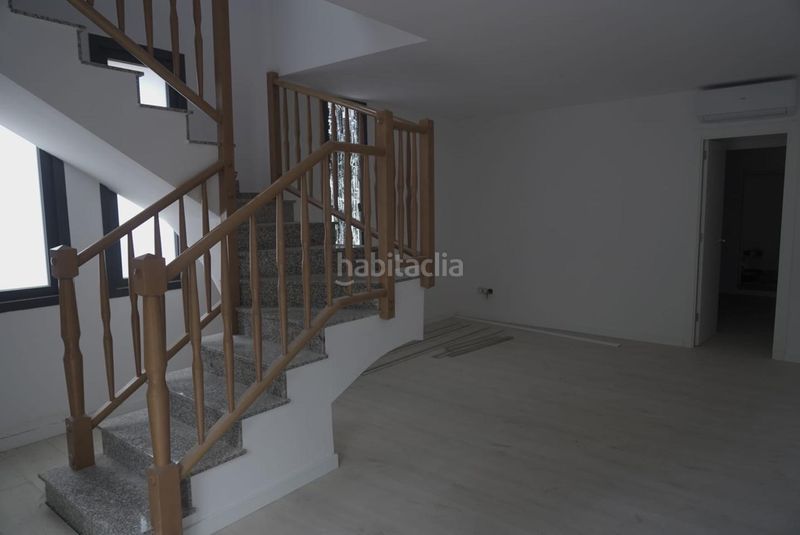 Foto 767bd6d6-9f37-4fd4-a90f-cf65cb92ce28. Casa amb aparcament a Lliçà d´Amunt