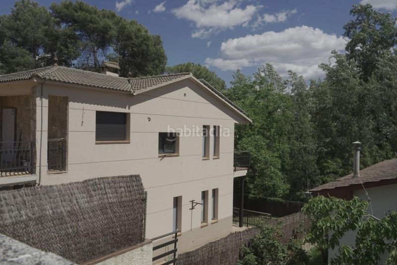 Foto ba0f1dca-c8ac-4013-b27c-6cabcefc1e6a. Casa amb aparcament a Lliçà d´Amunt