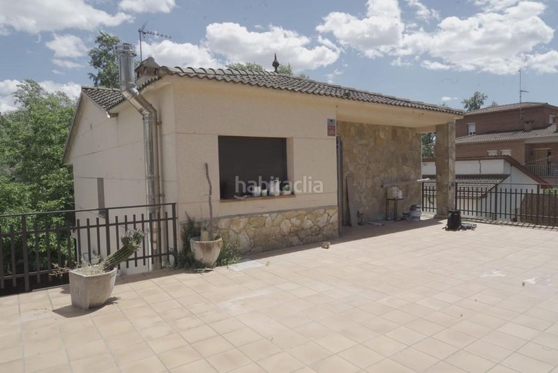 Foto e6e6b544-cb71-4132-8635-82148889599c. Casa amb aparcament a Lliçà d´Amunt