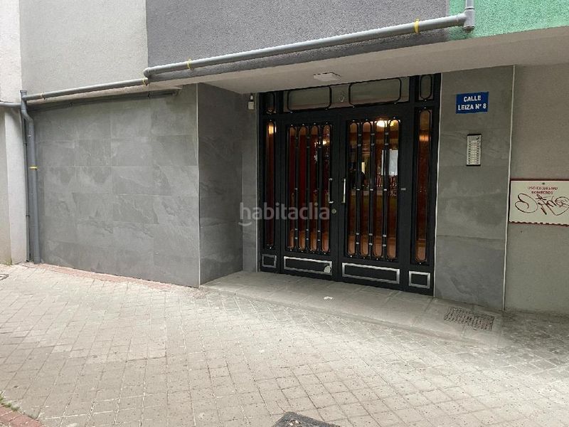 Foto 346506ee-b4fd-48d1-8ac1-bddb1a19d748. Planta baixa a Orcasitas Madrid