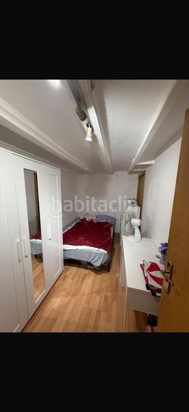 Foto c1febdca-a2f9-415f-b7c4-315b84ad41ad. Pis a Vila de Gràcia Barcelona