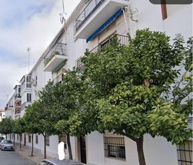 Flat  Calle juan de oñate. Activo bancario en venta  inversores  huelva  piso alquilado