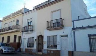 Pis  Calle gerona. Activo bancario en venta  inversores  lepe  piso alquilado