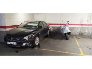 Parking voiture dans Sant Crist. 2 plazas de parking juntas en santo cristo