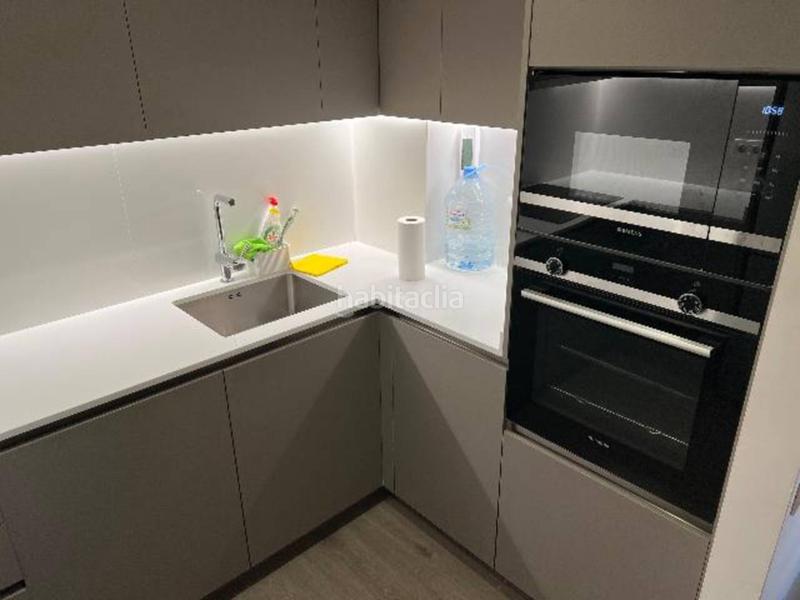 Foto 75061271-181d-4c72-afc7-eb09ceabd439. Flat with heating parking pool in Centre Badalona