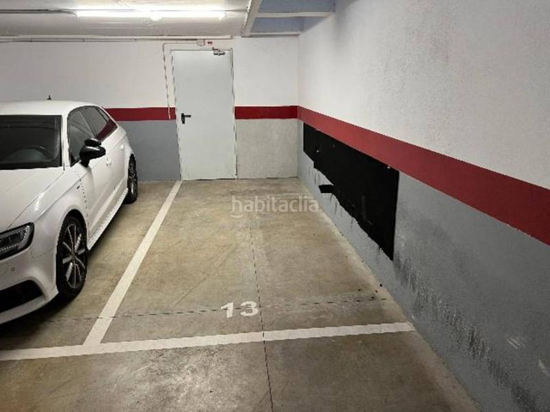 Foto e4e69485-e11e-4c5e-9ba5-09cabc3042cd. Flat with heating parking pool in Centre Badalona