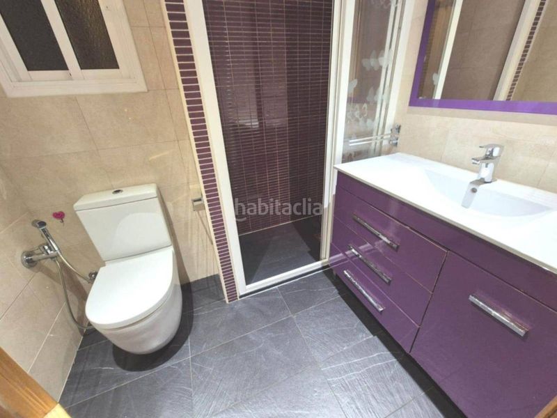 Foto f2911bc3-544d-4a18-9f09-a419414eb4a0. Pis a La Salut Badalona