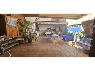 Piso en Bonavista. Planta baja tipo casita en buenavista