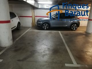 Location Parking voiture  Carrer hortes. Pàrking alquiler  zona eixample