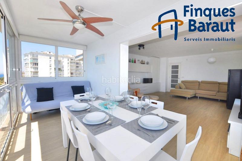 Foto 1ee61018-0e68-44f1-b173-b17ad972464c. Piso apartamento primera linea de mar en playa de canyelles en Roses