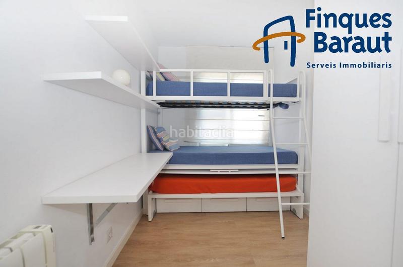 Foto 667886d5-9aee-4fae-b9af-272a38204ddb. Piso apartamento primera linea de mar en playa de canyelles en Roses