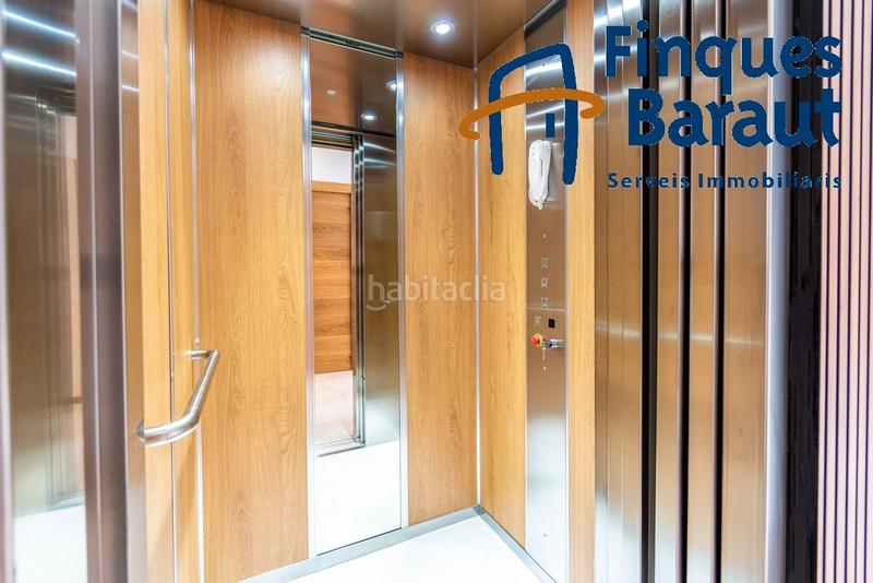 Foto 7bcdf8cb-2893-443f-8da7-386b89158091. Haus mit heizung parking in Creu de la Mà Figueres