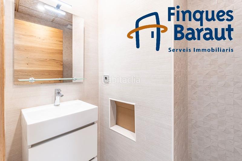 Foto c9be5d4b-36cc-413f-8fbe-afd17570521b. Haus mit heizung parking in Creu de la Mà Figueres