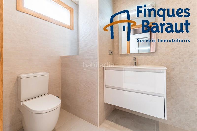 Foto ed0f55cd-2e41-4b95-904a-47569df6b09e. Haus mit heizung parking in Creu de la Mà Figueres