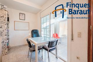 Casa adossada a Carrer puigmal-f1 81. Casa adosada en venta en empuriabrava