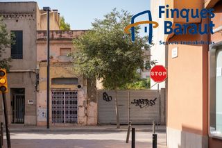 Terreno residenziale in Avinguda de vilallonga 28. Solar edificable en figueres – 558 m² para un proyecto residenci