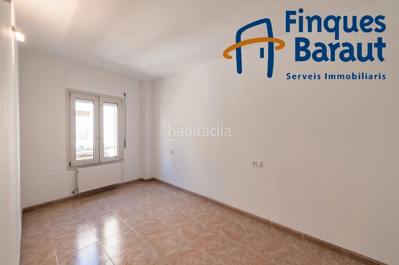 Foto a735a72a-8075-41f3-85ff-5902e9a86f64. Pis amb calefacció a Centre Figueres