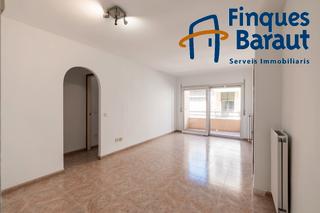 Appartement  Carrer sant antoni. Oportunidad en el centro de figueres! piso amplio con terraza y