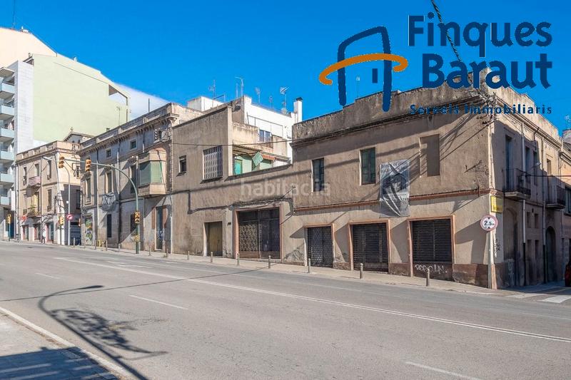 Foto 39394b81-bce7-473d-8343-8bea17f87f94. Édifice dans Centre Figueres