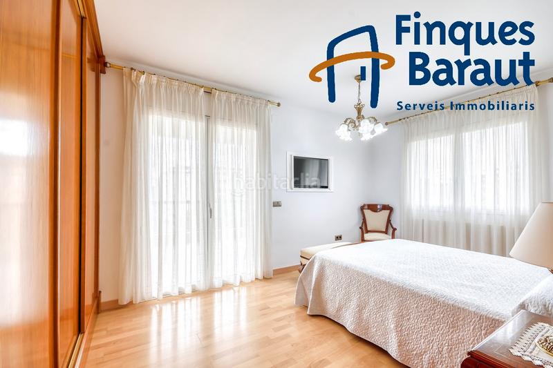 Foto e8182e9f-e549-4075-8a9d-020443c1935a. Appartamento con camino riscaldamento in Creu de la Mà Figueres