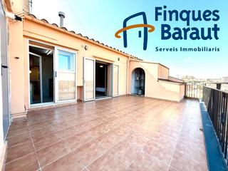 tic a Centre. tico con amplias terrazas y vistas panormicas en figueres