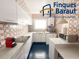 Pis a Centre. Amplio y luminoso piso en venta en el centro de figueres con pla