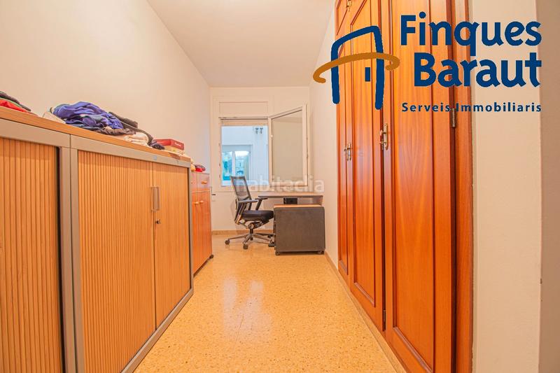 Foto bbd24980-6d04-4fb8-bc62-2eaf4db6a63d. Piso  ideal para familias en el centro en Centre Figueres